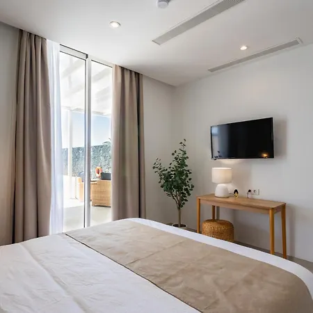 Villa Paraiso De Jil - Stunning Brand New 3 Bed ! *