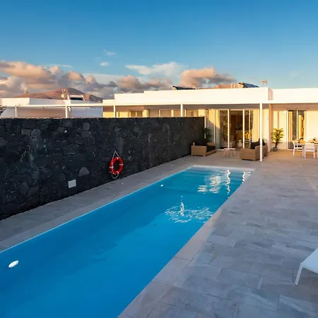 Paraiso De Jil - Stunning Brand New 3 Bed ! *